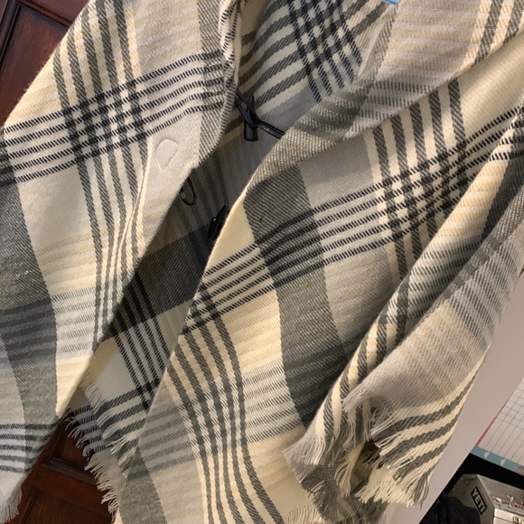 Button wrap - Picture 3 of 3